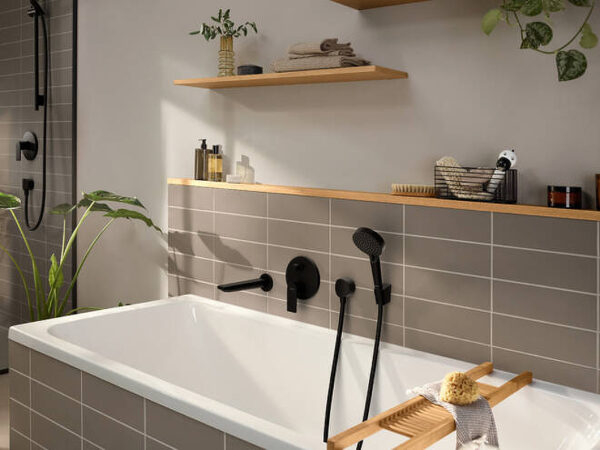 Смеситель для душа Hansgrohe Rebris E внешняя часть, черный матовый