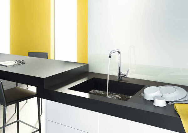 Смеситель для кухни Hansgrohe Focus E2 керамический картридж, сталь